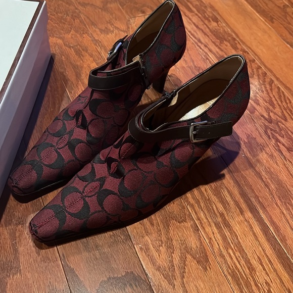 Coach abby logo wine monogram bootie sz 10 - Picture 3 of 6